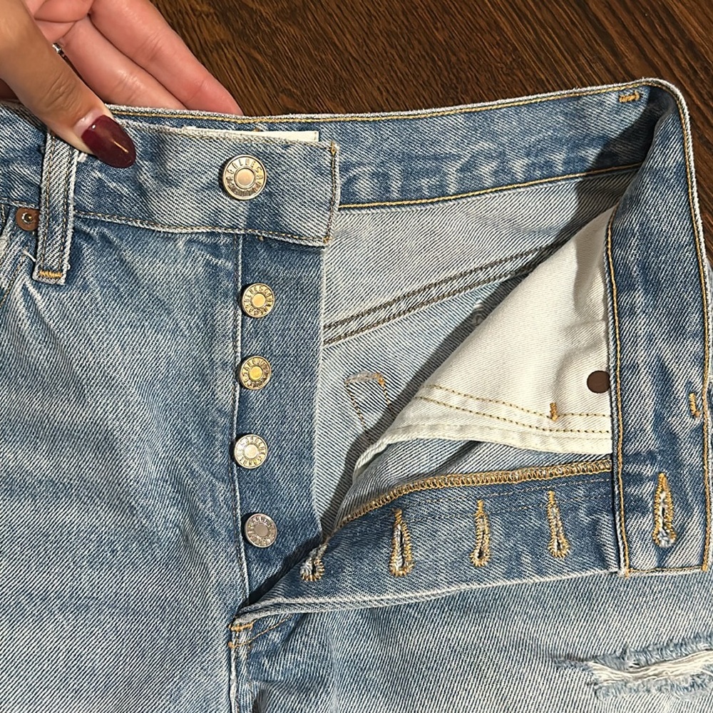 Agolde Parker Vintage Cut Off Short - Picture 6 of 9